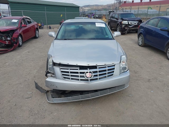 2011 Cadillac Dts Luxury Collection მანქანა იყიდება აუქციონზე, vin: 1G6KD5E61BU143268, აუქციონის ნომერი: 44688956