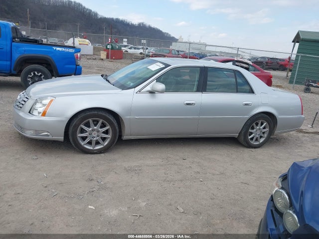 2011 Cadillac Dts Luxury Collection მანქანა იყიდება აუქციონზე, vin: 1G6KD5E61BU143268, აუქციონის ნომერი: 44688956