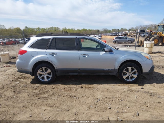 44688961 :رقم المزاد ، 4S4BRCLC0E3321981 vin ، 2014 Subaru Outback 2.5i Limited مزاد بيع