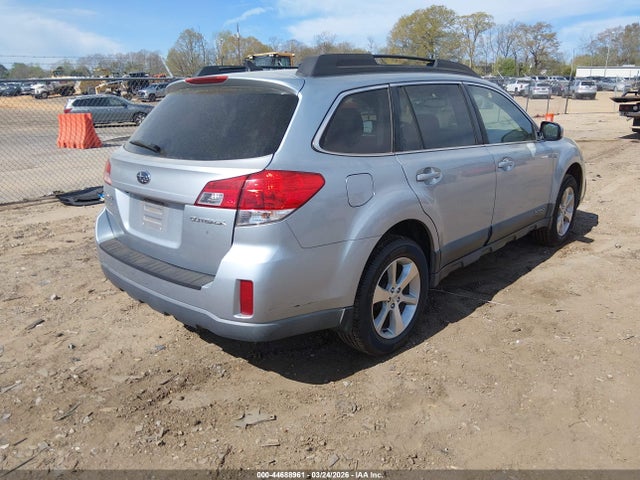 44688961 :رقم المزاد ، 4S4BRCLC0E3321981 vin ، 2014 Subaru Outback 2.5i Limited مزاد بيع