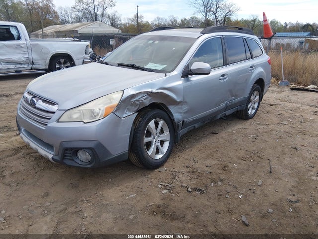 44688961 :رقم المزاد ، 4S4BRCLC0E3321981 vin ، 2014 Subaru Outback 2.5i Limited مزاد بيع