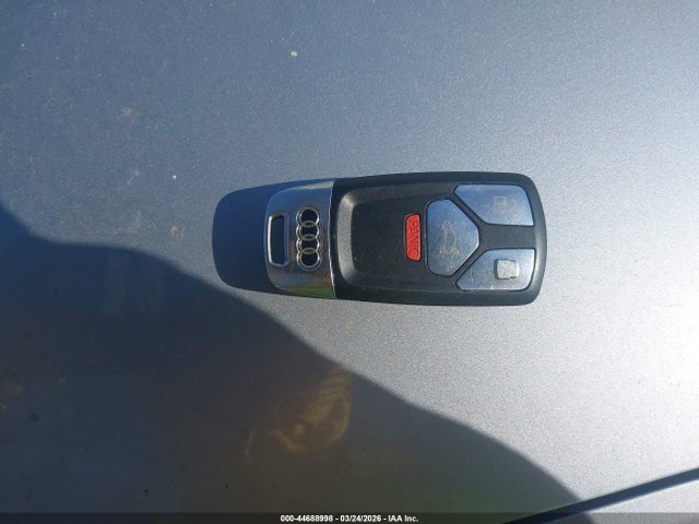 Продажа на аукционе авто 2017 Audi A4 2.0t Premium, vin: WAUANAF4XHN016952, номер лота: 44688998