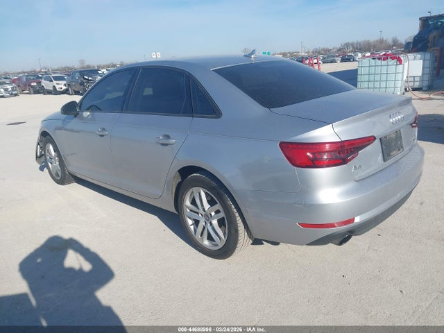 Продажа на аукционе авто 2017 Audi A4 2.0t Premium, vin: WAUANAF4XHN016952, номер лота: 44688998