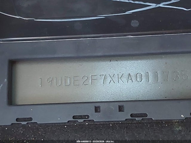 44689013 :رقم المزاد ، 19UDE2F7XKA011735 vin ، 2019 Acura Ilx Premium Package/technology Package مزاد بيع