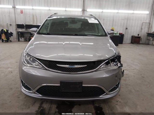 Продаж на аукціоні авто 2018 Chrysler Pacifica Touring L, vin: 2C4RC1BG3JR128173, номер лоту: 44689023