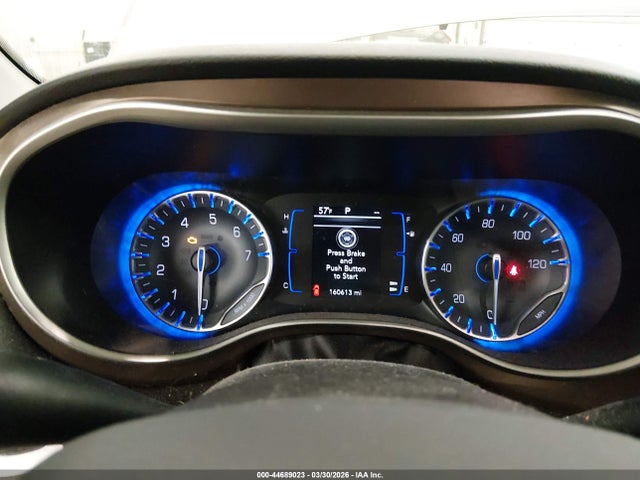 Продаж на аукціоні авто 2018 Chrysler Pacifica Touring L, vin: 2C4RC1BG3JR128173, номер лоту: 44689023