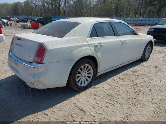 2013 Chrysler 300 მანქანა იყიდება აუქციონზე, vin: 2C3CCAAG1DH572951, აუქციონის ნომერი: 44689041