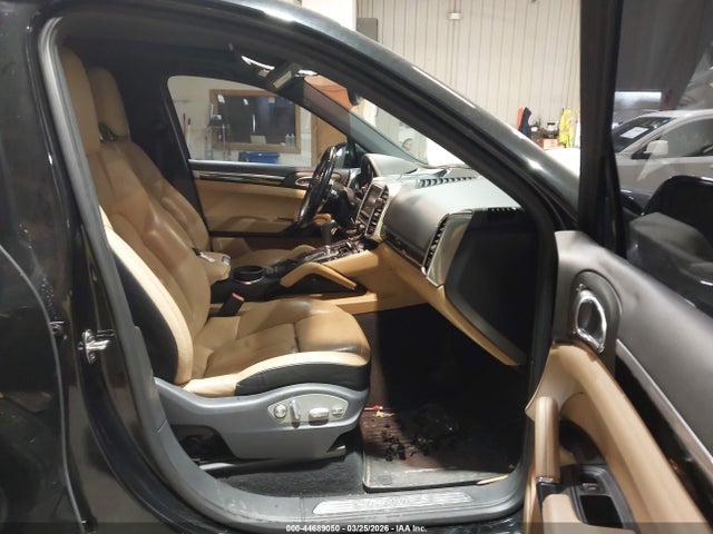 2015 PORSCHE CAYENNE WP1AB2A20FLA59064 Photo 4