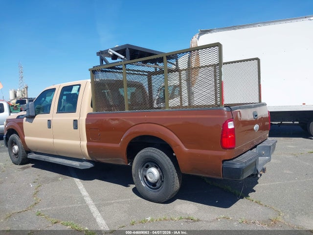 2011 FORD F-350 1FT8W3A65BEC07401 Photo 2