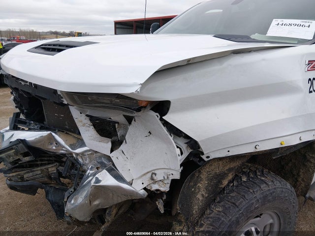 2023 Chevrolet Silverado 2500hd 4wd  Standard Bed Wt მანქანა იყიდება აუქციონზე, vin: 2GC1YLE72P1711024, აუქციონის ნომერი: 44689064