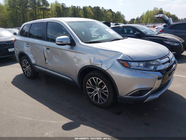 44689075 :رقم المزاد ، JA4AD3A3XJZ071524 vin ، 2018 Mitsubishi Outlander Le/se/sel مزاد بيع