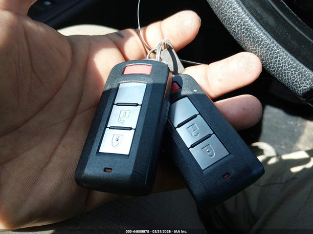 44689075 :رقم المزاد ، JA4AD3A3XJZ071524 vin ، 2018 Mitsubishi Outlander Le/se/sel مزاد بيع