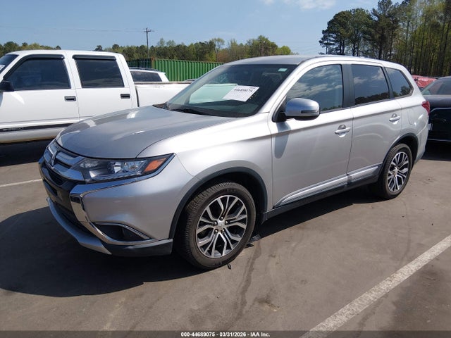44689075 :رقم المزاد ، JA4AD3A3XJZ071524 vin ، 2018 Mitsubishi Outlander Le/se/sel مزاد بيع