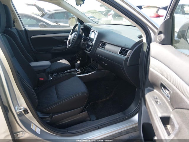 44689075 :رقم المزاد ، JA4AD3A3XJZ071524 vin ، 2018 Mitsubishi Outlander Le/se/sel مزاد بيع