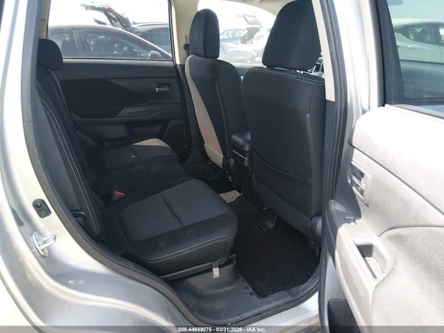 44689075 :رقم المزاد ، JA4AD3A3XJZ071524 vin ، 2018 Mitsubishi Outlander Le/se/sel مزاد بيع