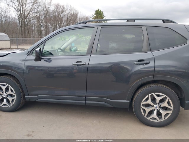 44689076 :رقم المزاد ، JF2SKAGC5KH454632 vin ، 2019 Subaru Forester Premium مزاد بيع