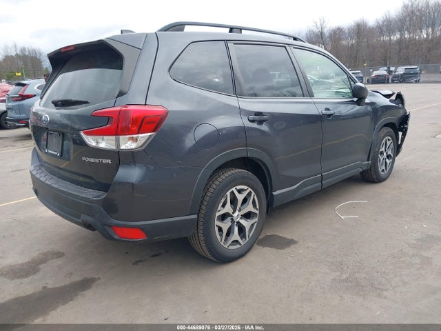 44689076 :رقم المزاد ، JF2SKAGC5KH454632 vin ، 2019 Subaru Forester Premium مزاد بيع