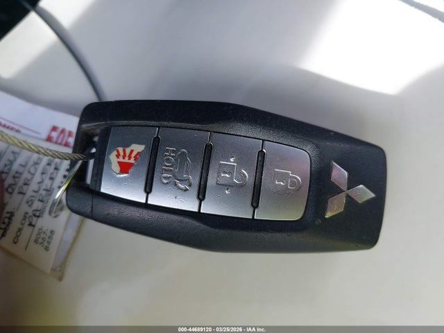 2022 Mitsubishi Outlander Black Edition 2wd/se 2.5 2wd/se Launch Edition 2wd მანქანა იყიდება აუქციონზე, vin: JA4J3UA84NZ021101, აუქციონის ნომერი: 44689120