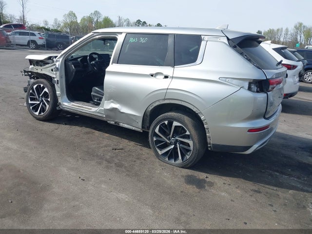 2022 Mitsubishi Outlander Black Edition 2wd/se 2.5 2wd/se Launch Edition 2wd მანქანა იყიდება აუქციონზე, vin: JA4J3UA84NZ021101, აუქციონის ნომერი: 44689120