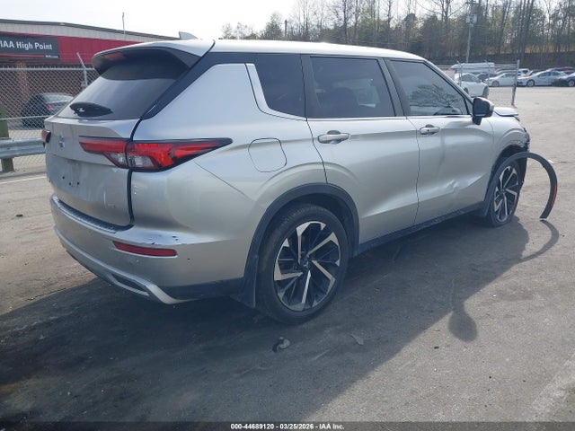 2022 Mitsubishi Outlander Black Edition 2wd/se 2.5 2wd/se Launch Edition 2wd მანქანა იყიდება აუქციონზე, vin: JA4J3UA84NZ021101, აუქციონის ნომერი: 44689120