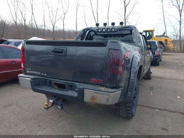 2011 GMC SIERRA 1500 1GTR2VE35BZ226938 Photo 3