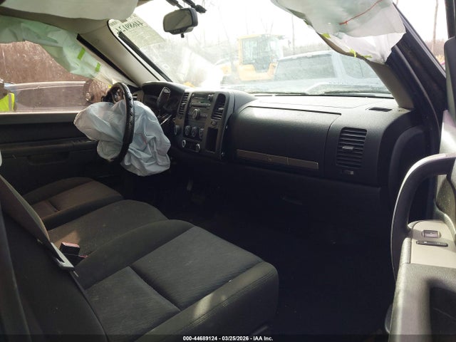 2011 GMC SIERRA 1500 1GTR2VE35BZ226938 Photo 4