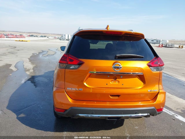 44689146 :رقم المزاد ، 5N1AT2MV7LC722903 vin ، 2020 Nissan Rogue Sv Intelligent Awd مزاد بيع