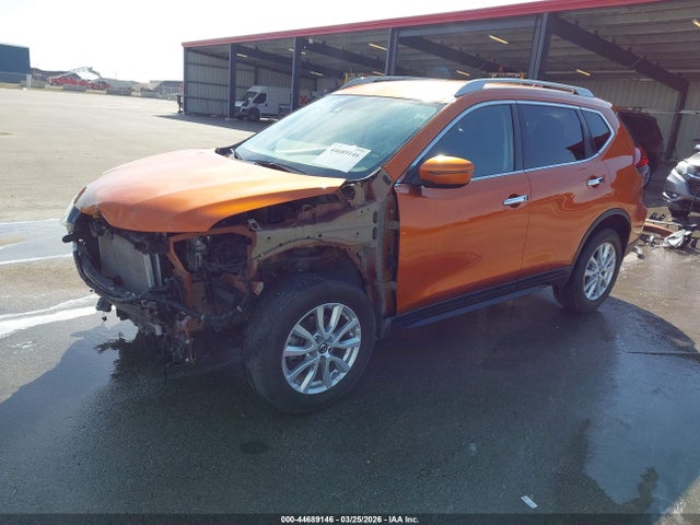 44689146 :رقم المزاد ، 5N1AT2MV7LC722903 vin ، 2020 Nissan Rogue Sv Intelligent Awd مزاد بيع