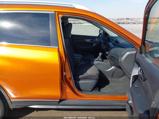 44689146 :رقم المزاد ، 5N1AT2MV7LC722903 vin ، 2020 Nissan Rogue Sv Intelligent Awd مزاد بيع