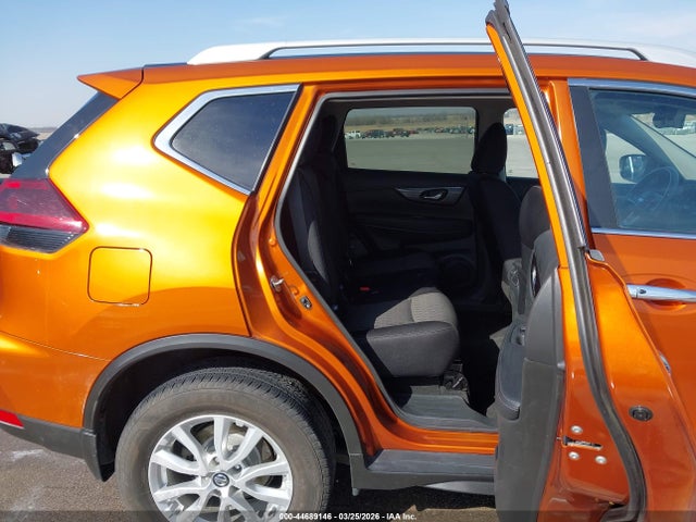44689146 :رقم المزاد ، 5N1AT2MV7LC722903 vin ، 2020 Nissan Rogue Sv Intelligent Awd مزاد بيع