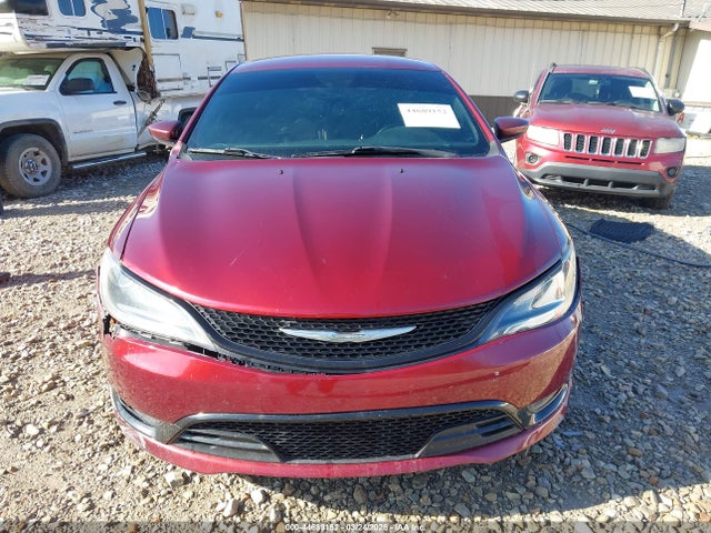 2015 Chrysler 200 S მანქანა იყიდება აუქციონზე, vin: 1C3CCCBB3FN635878, აუქციონის ნომერი: 44689152