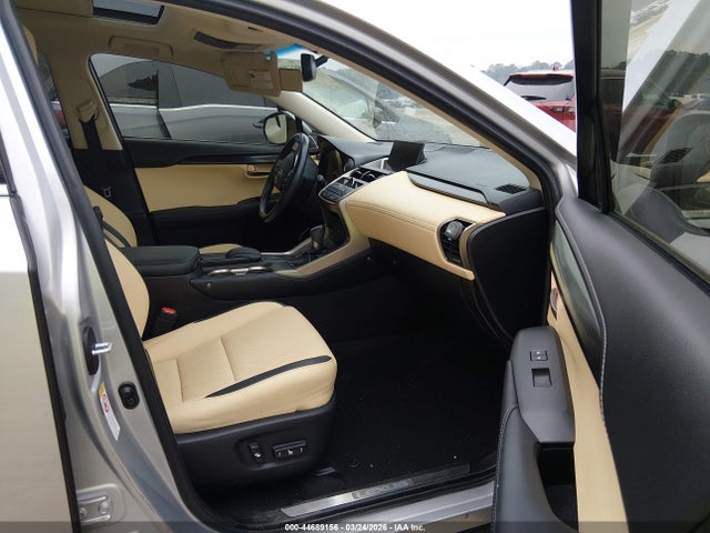 44689156 :رقم المزاد ، JTJYARBZ9H2072134 vin ، 2017 Lexus Nx Nx Turbo مزاد بيع