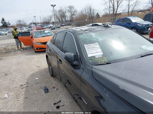 44689180 :رقم المزاد ، JN1AV7AR6EM703472 vin ، 2014 Infiniti Q50 Hybrid Sport مزاد بيع
