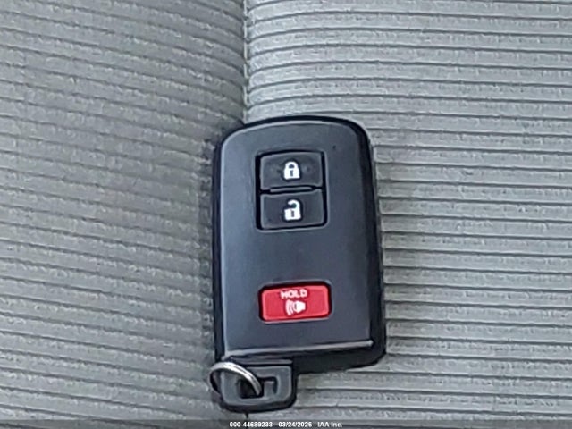 2013 TOYOTA PRIUS C JTDKDTB33D1049117 Photo 10