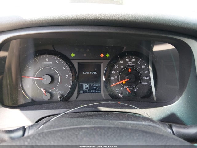 44689251 :رقم المزاد ، 5TDKZ3DC9HS835124 vin ، 2017 Toyota Sienna Le 8 Passenger مزاد بيع