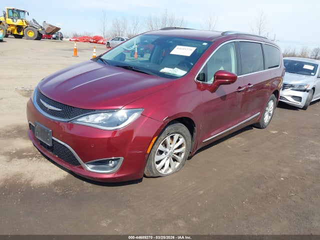 Продажа на аукционе авто 2018 Chrysler Pacifica Touring L Plus, vin: 2C4RC1EG8JR109260, номер лота: 44689270