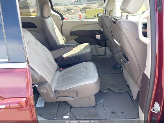 Продажа на аукционе авто 2018 Chrysler Pacifica Touring L Plus, vin: 2C4RC1EG8JR109260, номер лота: 44689270