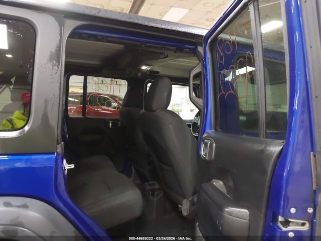 44689322 :رقم المزاد ، 1C4HJXDG7JW271930 vin ، 2018 Jeep Wrangler Unlimited Sport S 4x4 مزاد بيع