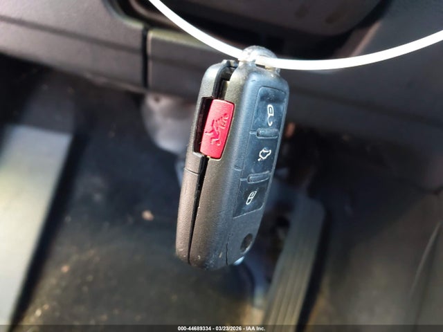2010 VOLKSWAGEN JETTA 3VWAZ7AJ2AM076339 Photo 10