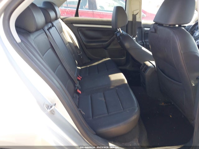 2010 VOLKSWAGEN JETTA 3VWAZ7AJ2AM076339 Photo 7
