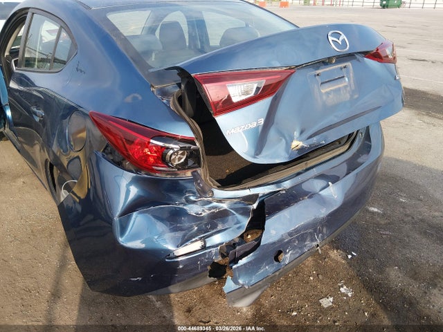 3MZBN1U70HM115050 Mazda Mazda3 Sport
