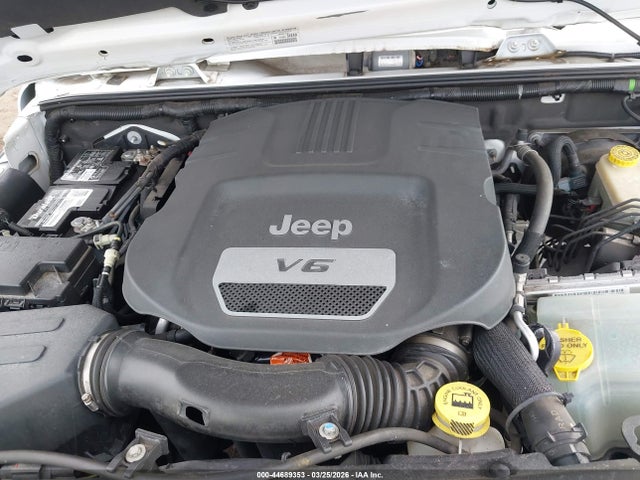 Продажа на аукционе авто 2014 Jeep Wrangler Unlimited Polar Edition, vin: 1C4HJWEG0EL159079, номер лота: 44689353