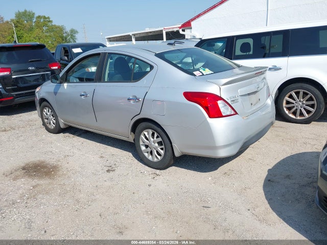 2017 NISSAN VERSA 3N1CN7AP3HL807293 Photo 2