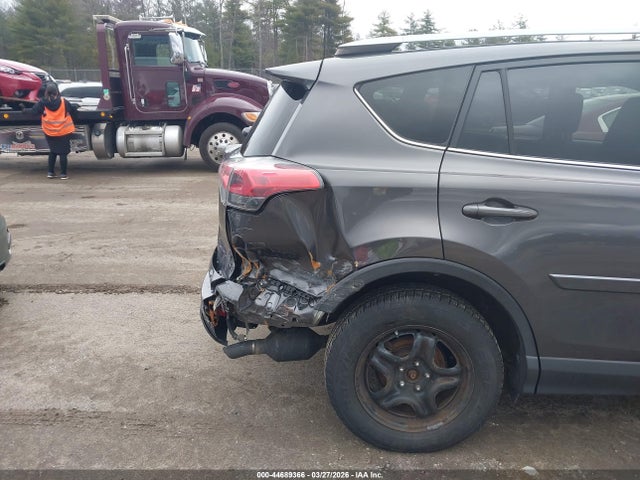 Toyota RAV4 LE 2017 JTMBFREV3HJ136905 Image 6