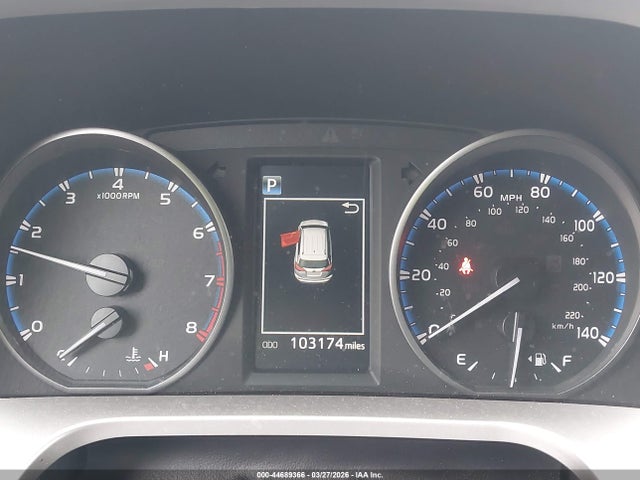 Toyota RAV4 LE 2017 JTMBFREV3HJ136905 Image 7