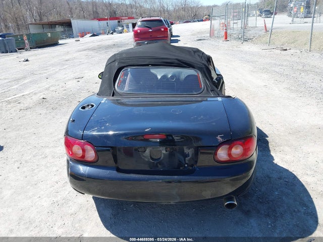 44689395 :رقم المزاد ، JM1NB353330303928 vin ، 2003 Mazda Mx-5 Miata Cloth/ls/se/shinsen مزاد بيع