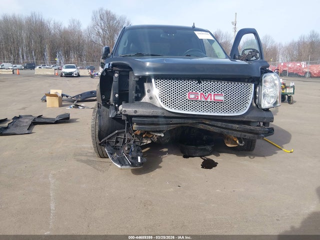 Продажа на аукционе авто 2009 Gmc Yukon Denali, vin: 1GKFK032X9R266897, номер лота: 44689399