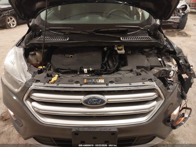 2017 Ford Escape Se მანქანა იყიდება აუქციონზე, vin: 1FMCU9GD7HUD88777, აუქციონის ნომერი: 44689418