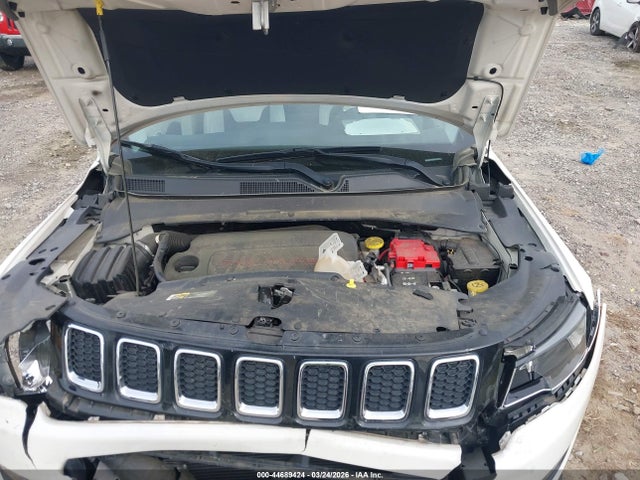2019 Jeep Compass Sun And Wheel Fwd მანქანა იყიდება აუქციონზე, vin: 3C4NJCBB1KT637424, აუქციონის ნომერი: 44689424