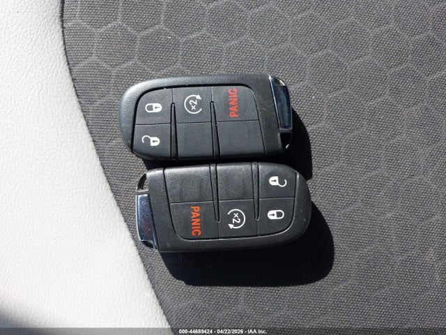 2019 Jeep Compass Sun And Wheel Fwd მანქანა იყიდება აუქციონზე, vin: 3C4NJCBB1KT637424, აუქციონის ნომერი: 44689424